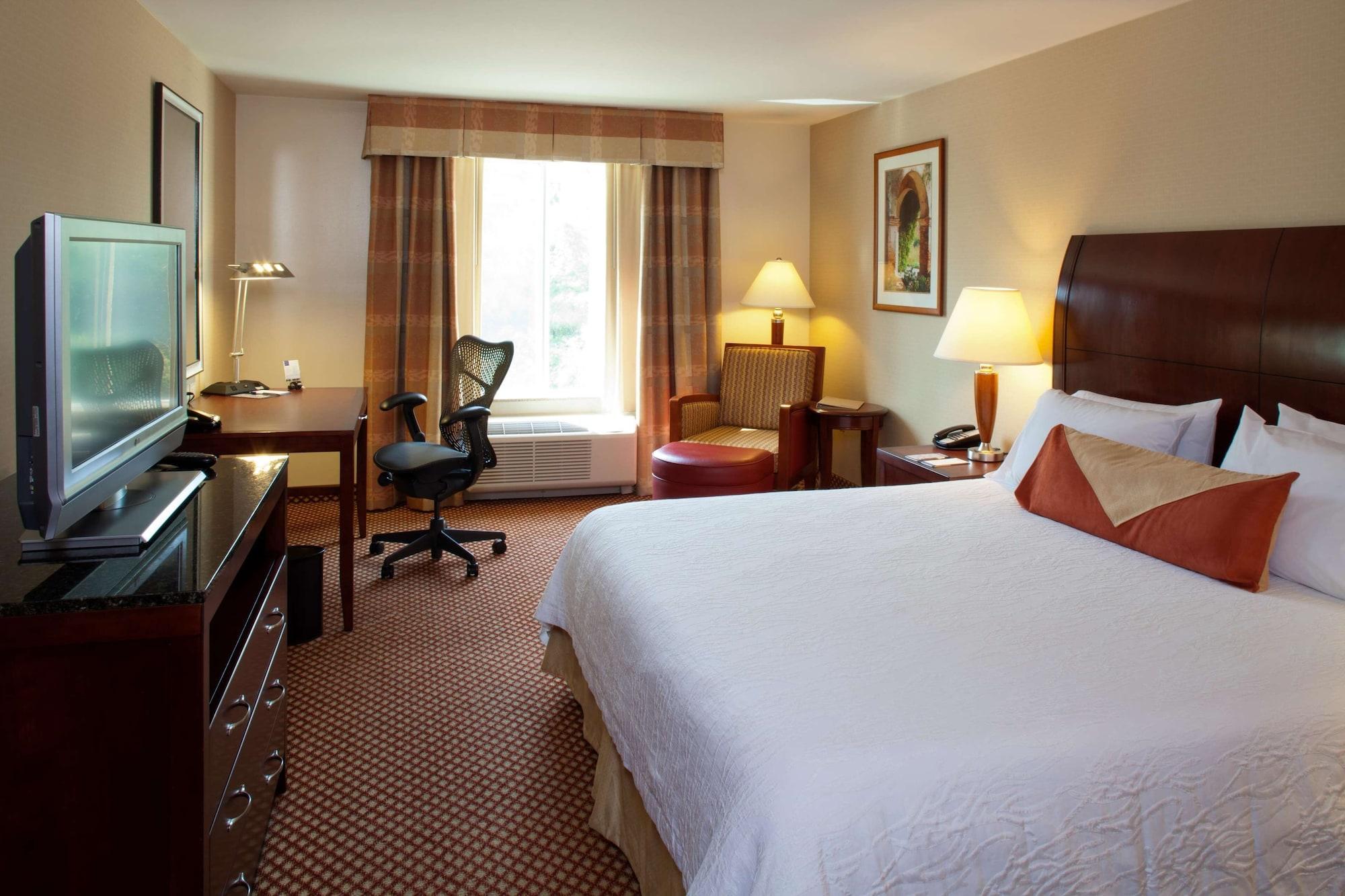 Hilton Garden Inn Riverhead Ngoại thất bức ảnh