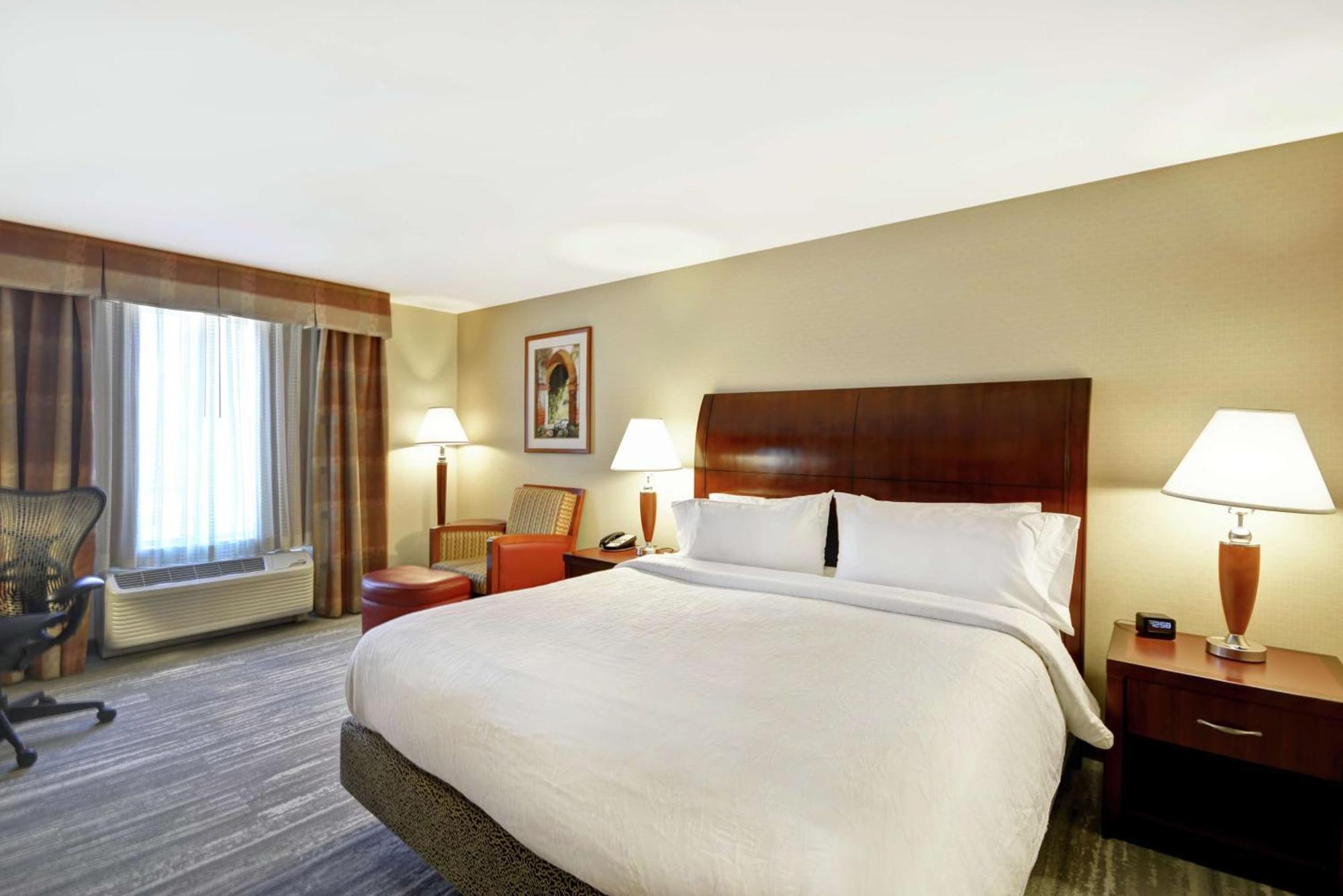 Hilton Garden Inn Riverhead Ngoại thất bức ảnh