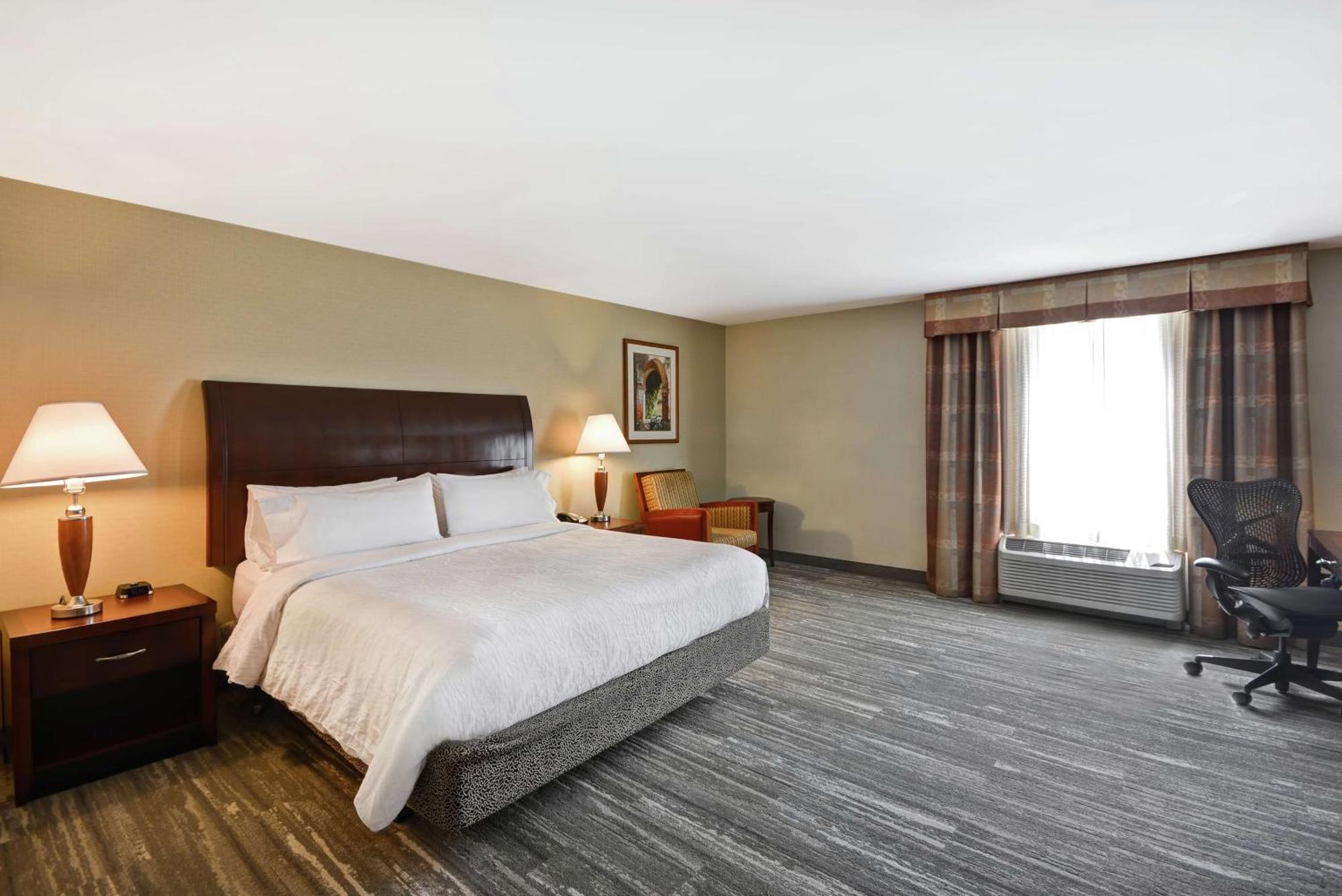 Hilton Garden Inn Riverhead Ngoại thất bức ảnh
