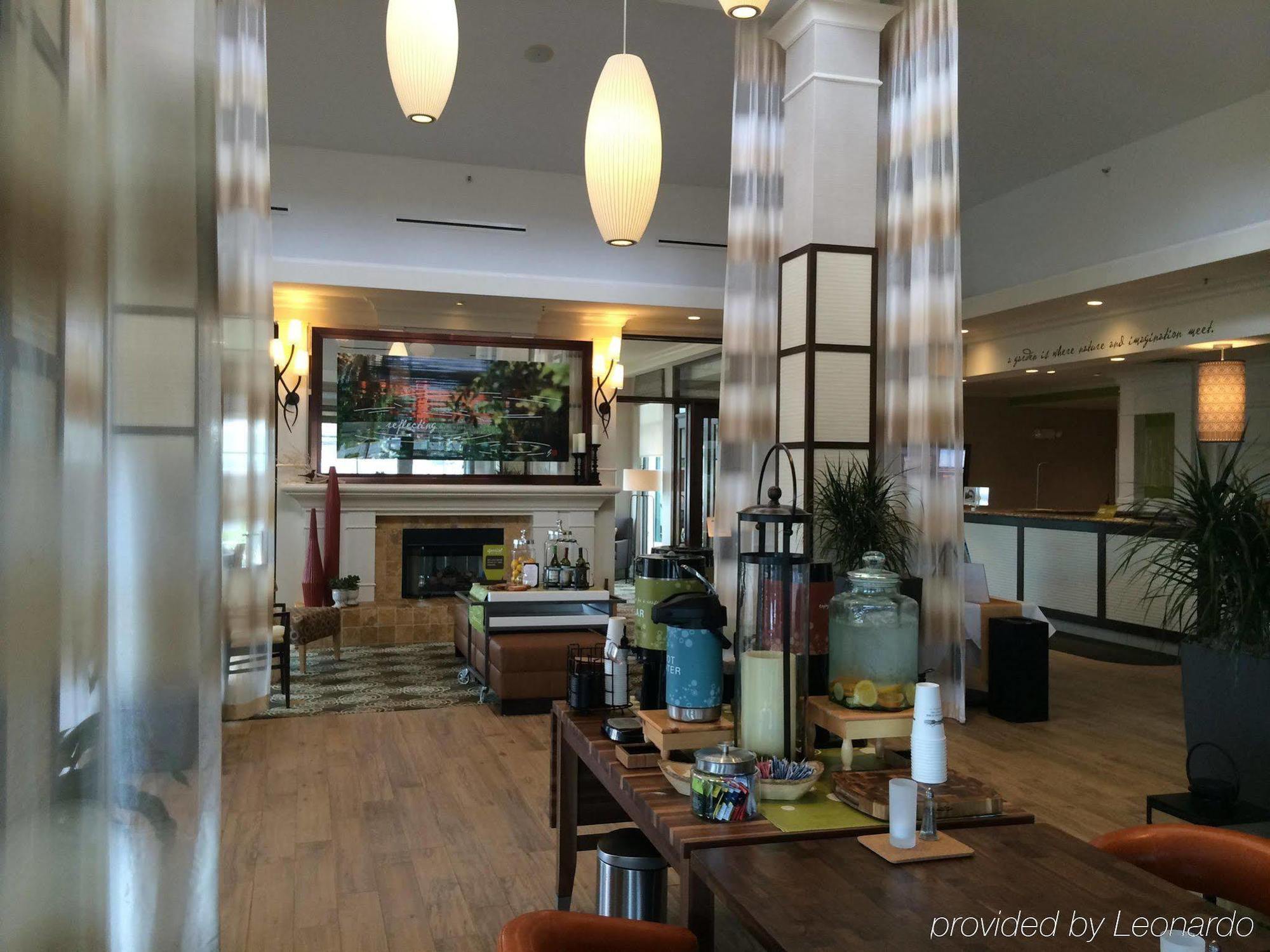Hilton Garden Inn Riverhead Ngoại thất bức ảnh